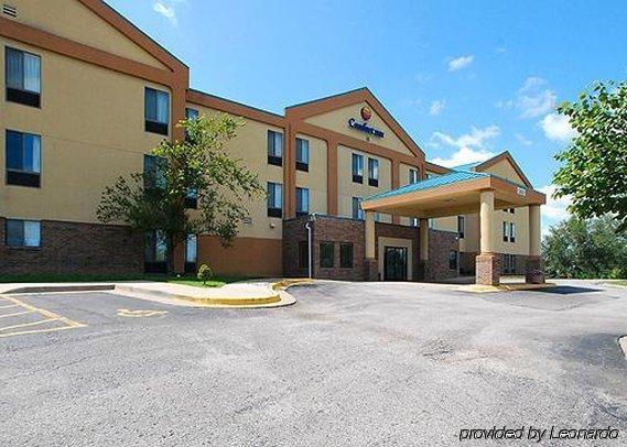 Quality Inn & Suites Lenexa Kansas City Exterior foto